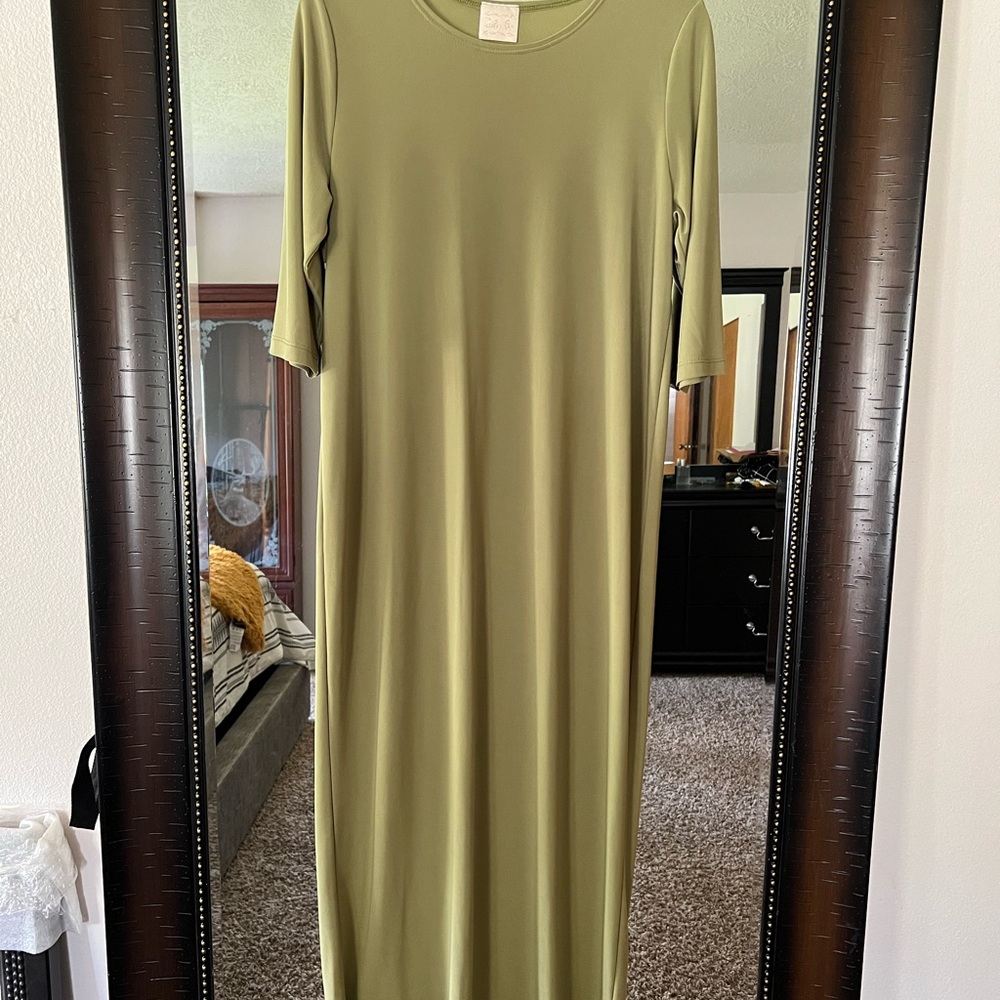 Elegant Olive Green Maxi Dress